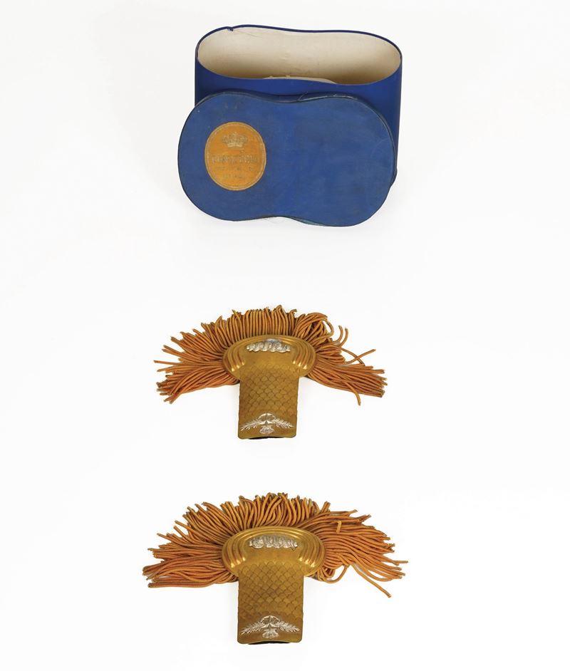 Due spalline da ufficiale  - Auction Maritime Art - Cambi Casa d'Aste