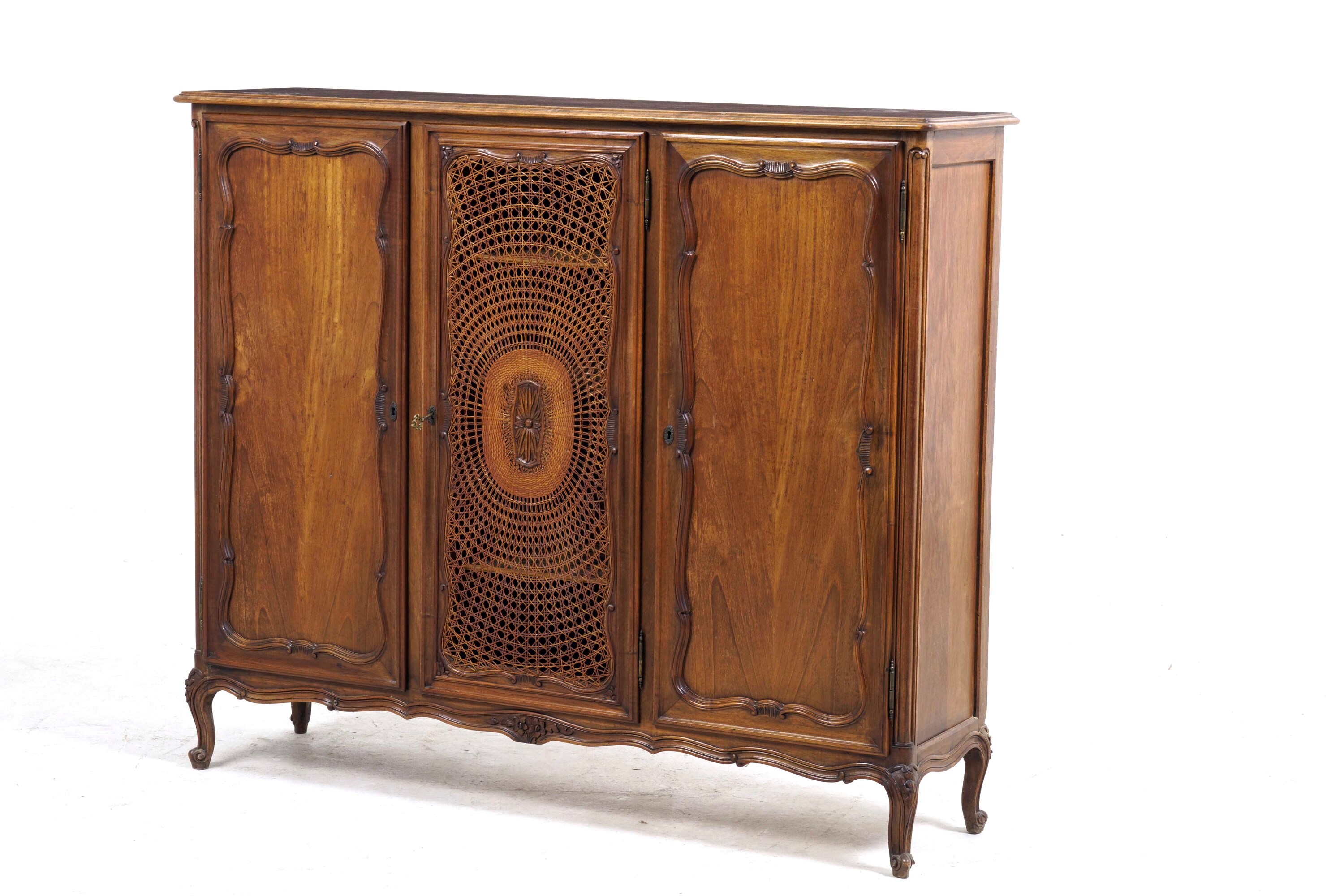 Credenza in Stile Barocchetto. XX Secolo