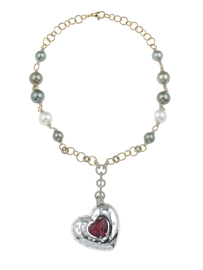 Girocollo con perle coltivate, diamanti e rubellite taglio cuore  - Asta Fine Jewels - Cambi Casa d'Aste