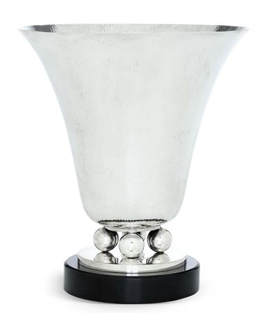 Vaso. Argenteria Italiana del XX Secolo