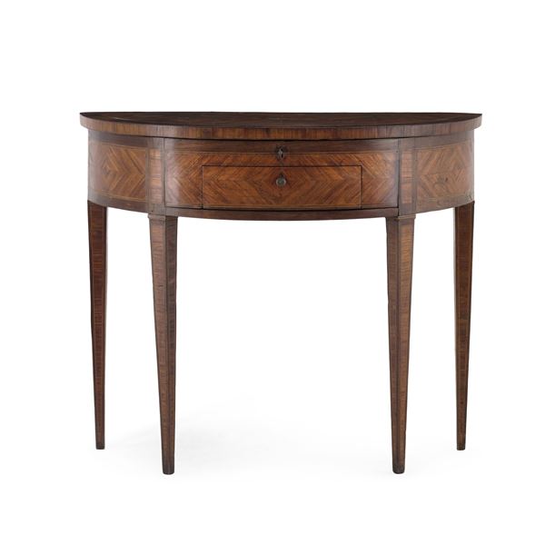 Toelette demi-lune lastronato. Fine del XVIII secolo