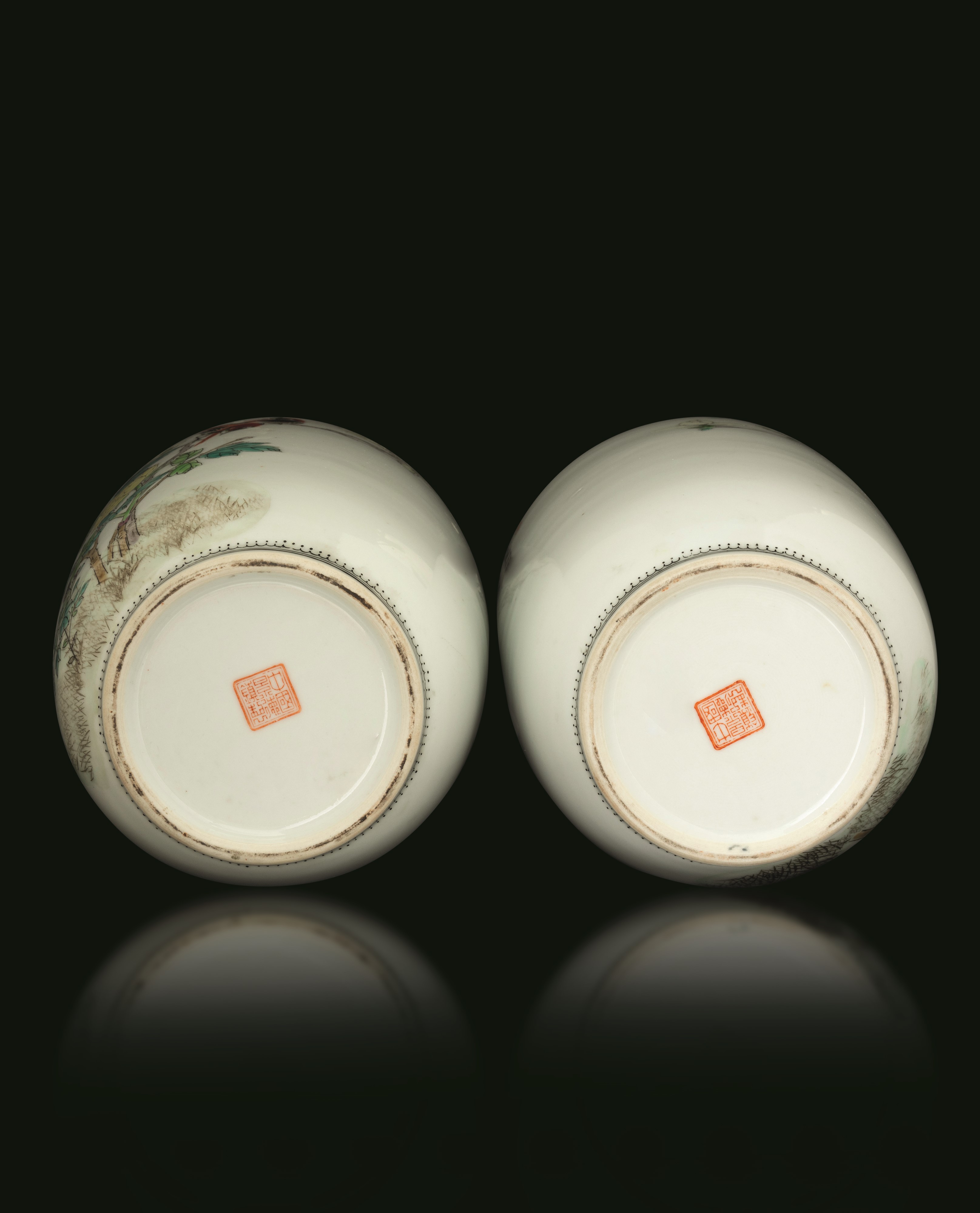 Coppia di Vasi in Porcellana Raffigurante Scena Paesaggistica con Fenici, Poesia "yi Jiang Nan", ...