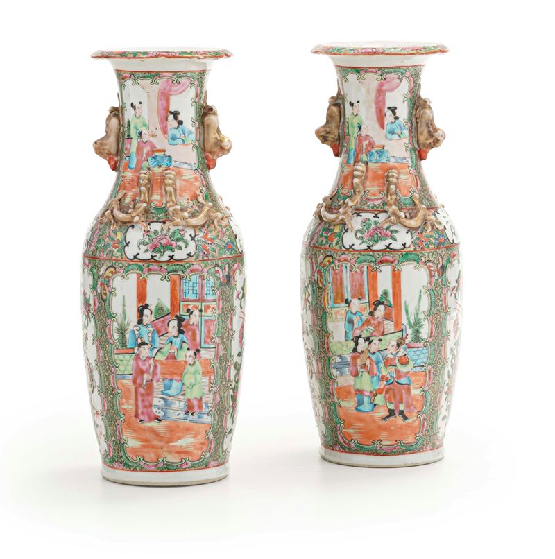 Coppia di vasi in porcellana. Cina XX secolo  - Asta Antiquariato - Cambi Casa d'Aste