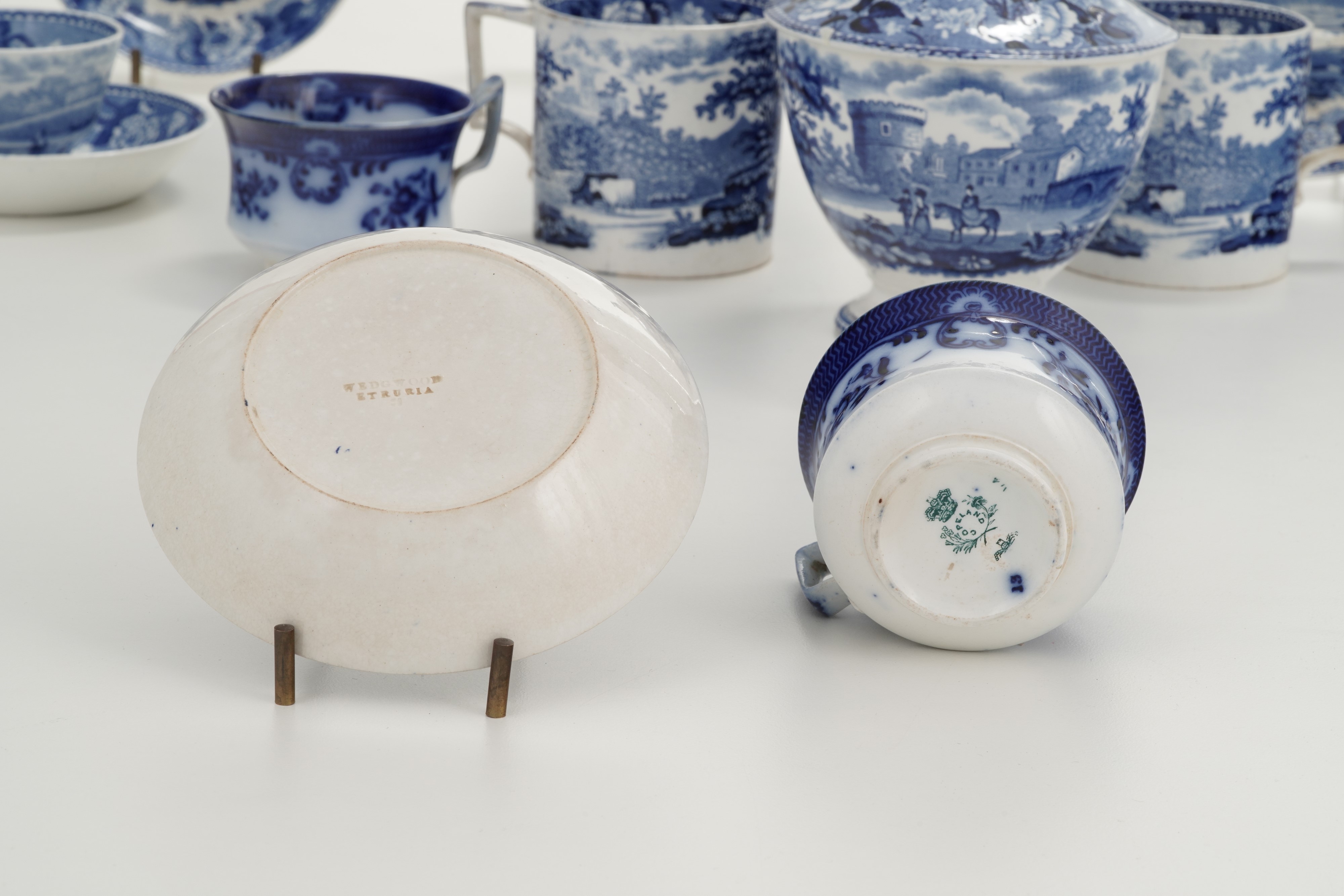 Servizio da Tè. Inghilterra, Manifatture di Wedgwood e Copeland, Fine del XIX Inizio del XX Secol...