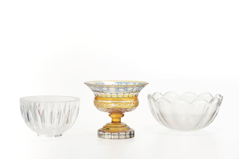 Tre coppe centrotavola in vetro diverse  - Auction Antiquariato - Cambi Casa d'Aste
