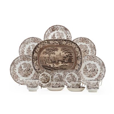 Elementi di Servizio. Inghilterra e Italia, Diverse Manifatture, tra Cui Wedgwood e Richard, XIX-...
