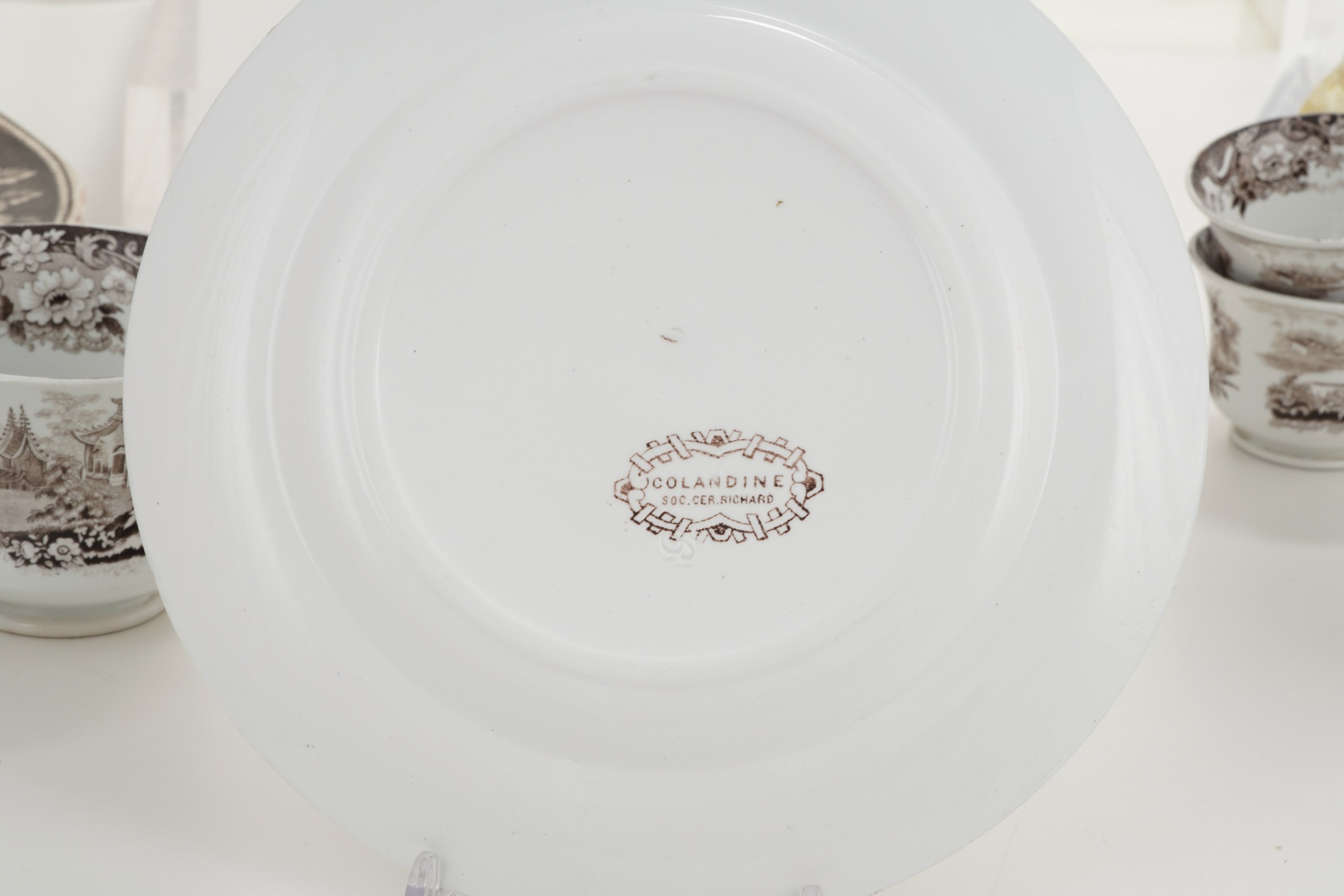 Elementi di Servizio.inghilterra e Italia, Diverse Manifatture, tra Cui Wedgwood e Richard, XIX-X...