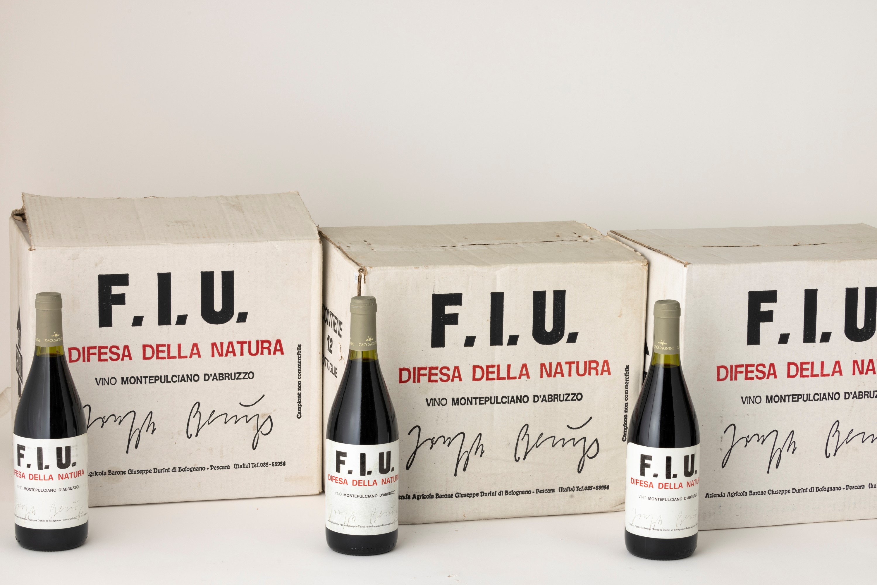 Joseph Beuys - Vino f.I.u.