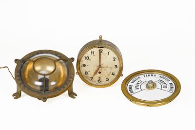 Orologio da parete, applique e strumento di bordo in legno