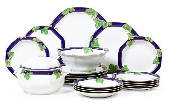 Servizio da tavola "Jardin d’hiver”  Limoges, Manifattura Haviland, verso la fine del XX secolo 