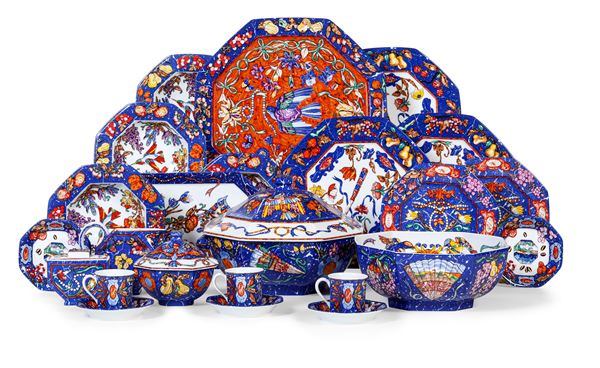 Servizio da tavola Hermès "Marqueterie de pierres dures d'Orient et d’Occident" Limoges, verso la fine  [..]