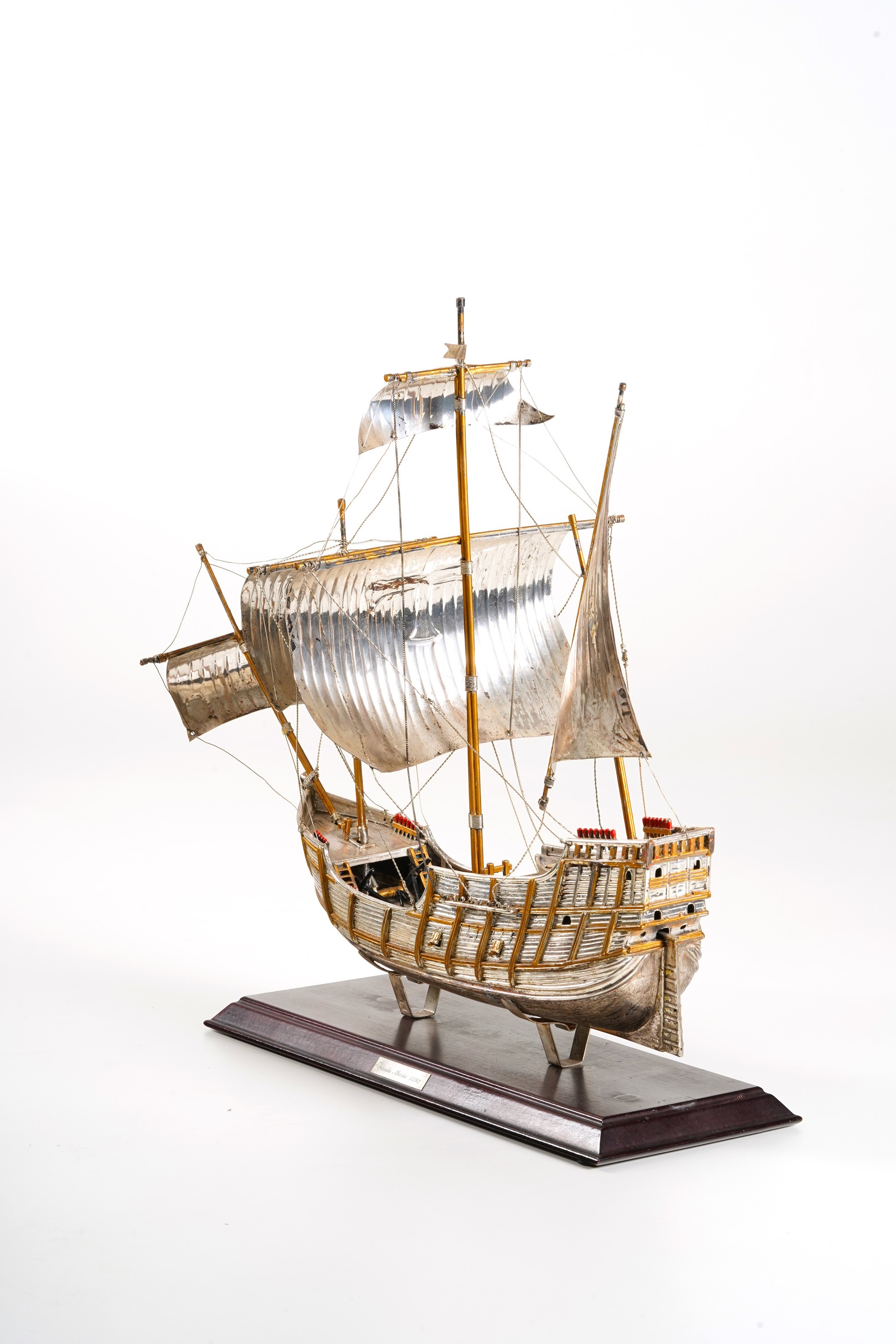 Caravella (santa Maria). Manifattura Europea del XX Secolo