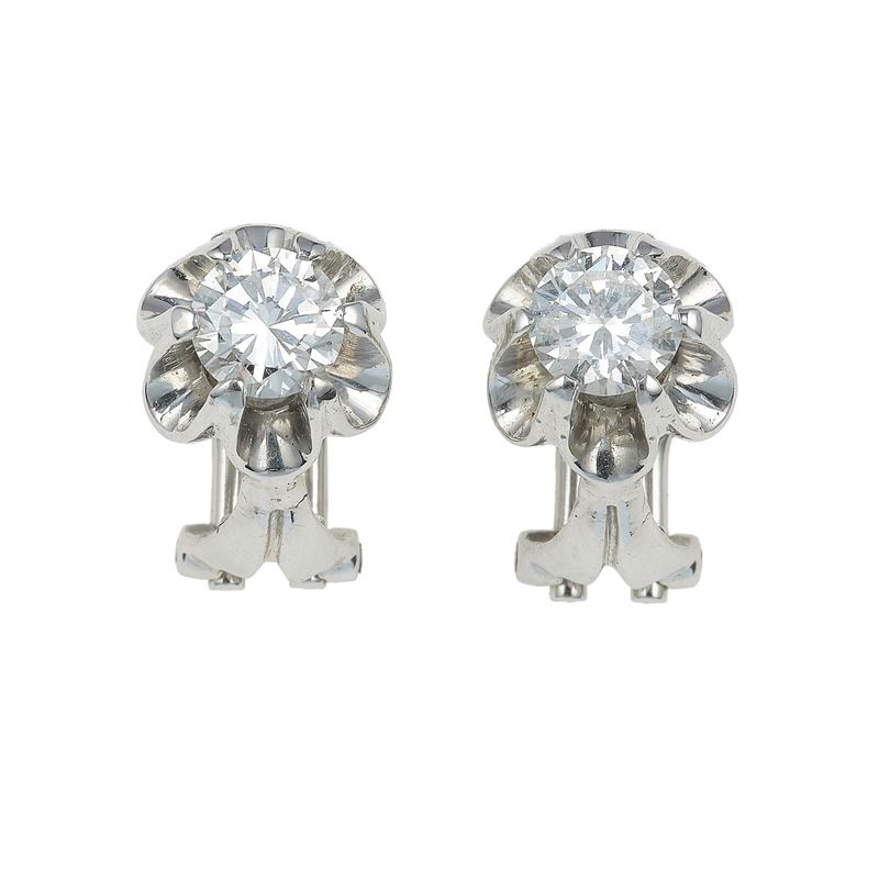 Pair of brilliant-cut diamond earrings  - Auction Jewels - Cambi Casa d'Aste