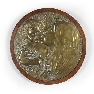 Madonna con Bambino, scultura in ottone, 1930/1940
