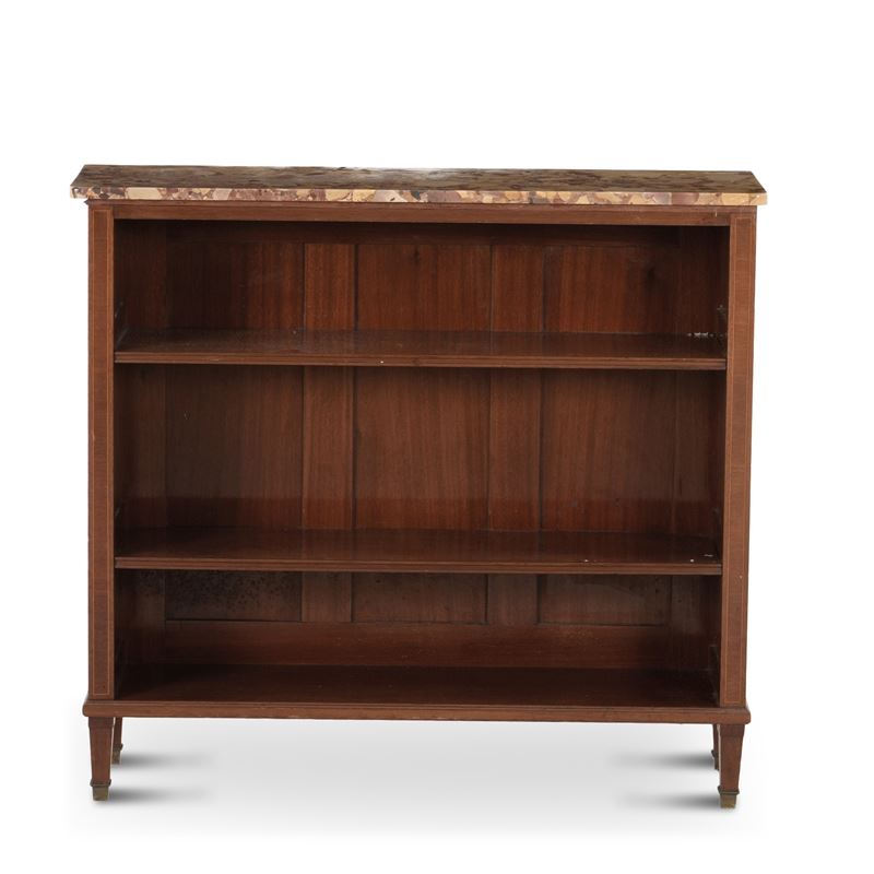 Piccola libreria a tre ripiani a giorno  - Asta Antiquariato - Cambi Casa d'Aste