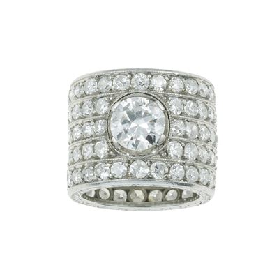 Anello in platino a fascia con diamante di vecchio taglio e incisione “Marina” al retro