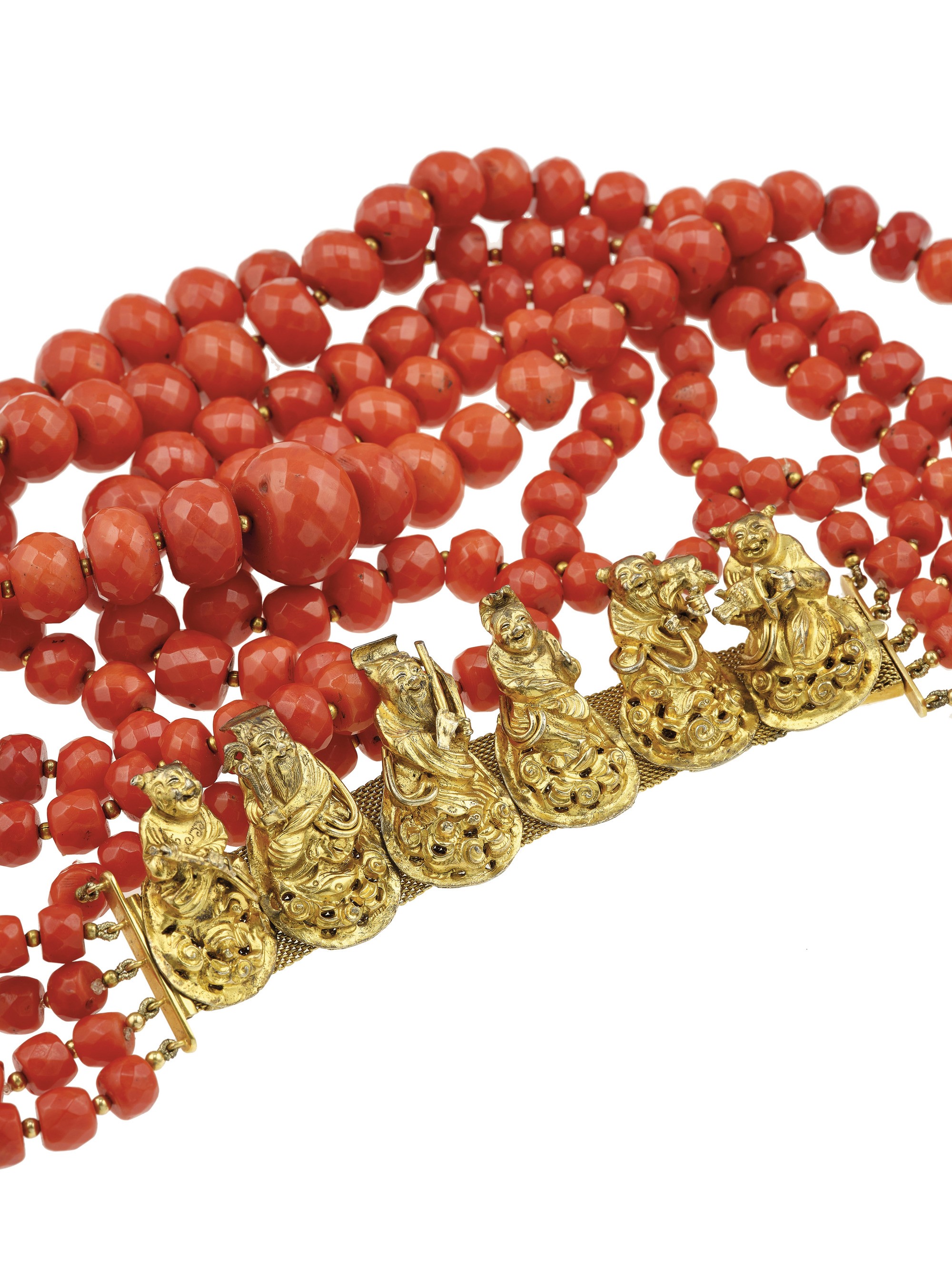 Collana a cinque fili di corallo