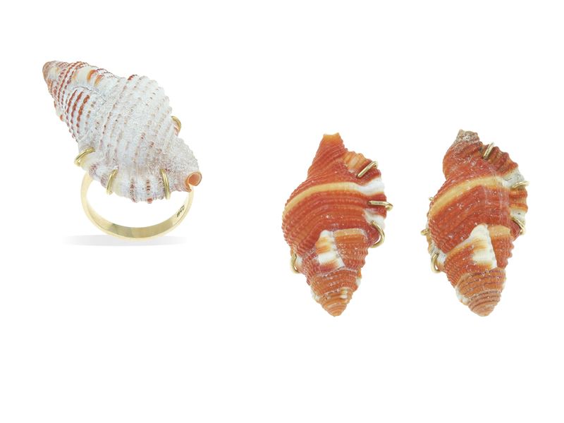 Demi-parure composta da anello ed orecchini con conchiglie  - Asta Fine Jewels - Cambi Casa d'Aste