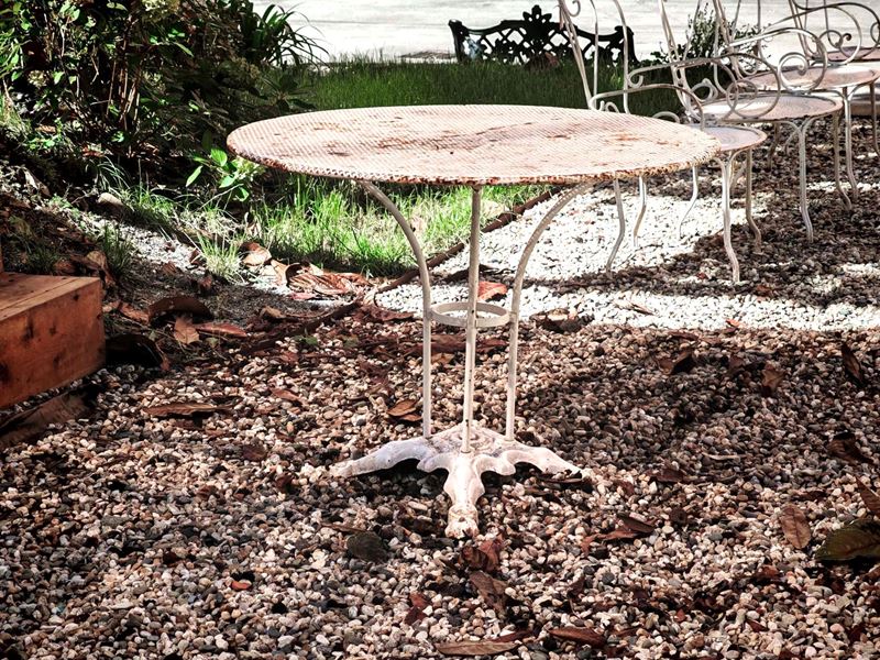 Tavola da giardino in metallo dipinto  - Asta Antiquariato - Cambi Casa d'Aste