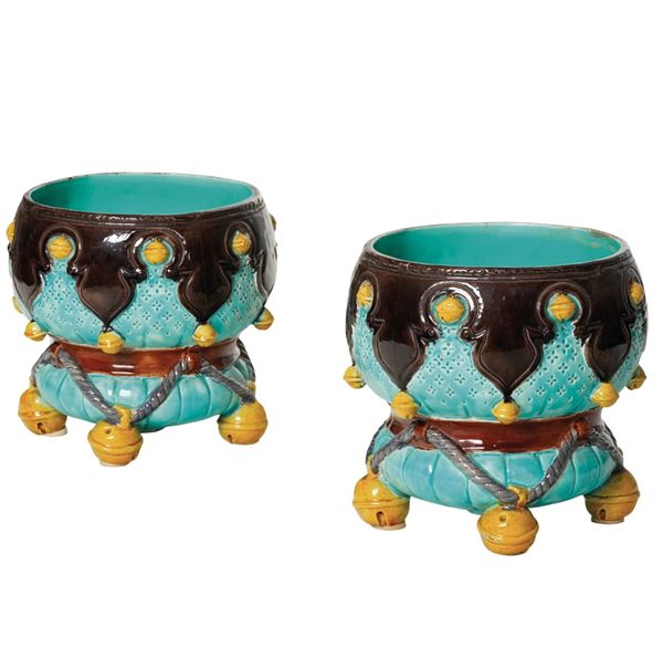 Coppia di vasi, XX secolo. 