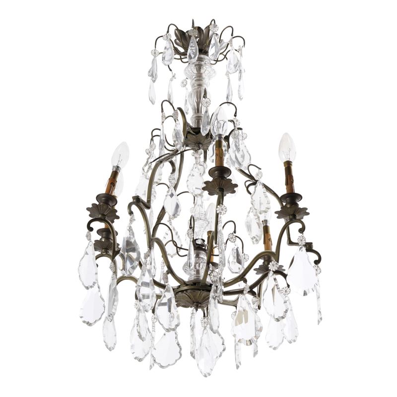 Lampadario in bronzo e cristalli a otto bracci. XIX secolo  - Asta Antiquariato - Cambi Casa d'Aste