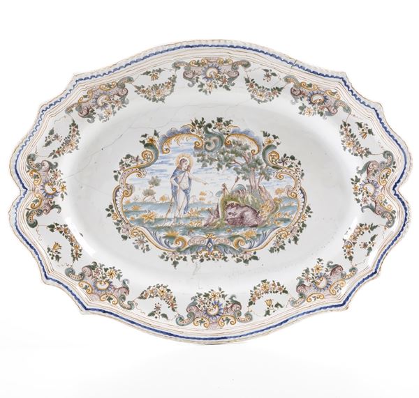 Grande piatto.  Francia, alla maniera di Moustier, metà del XIX secolo (?). 