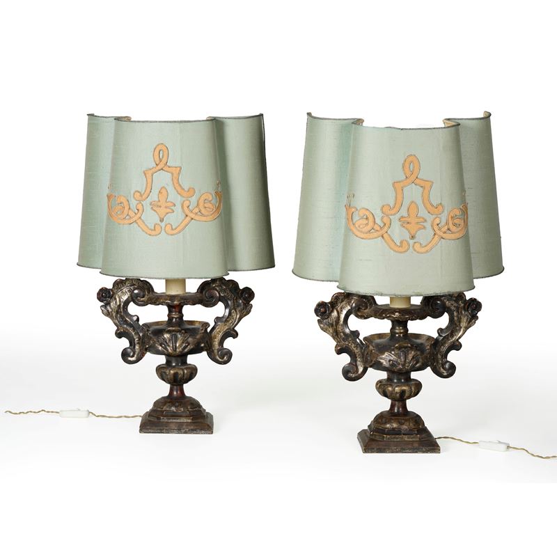 Coppia di portapalme in legno intagliato e argentato. XVIII-XIX secolo  - Asta Antiquariato - Cambi Casa d'Aste