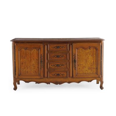 Credenza in Legno Intagliato