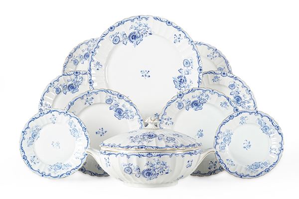 Servizio da tavola. Germania, Württemberg, Manifattura di Bauer & Pfeiffer, prima metà del XX secolo.