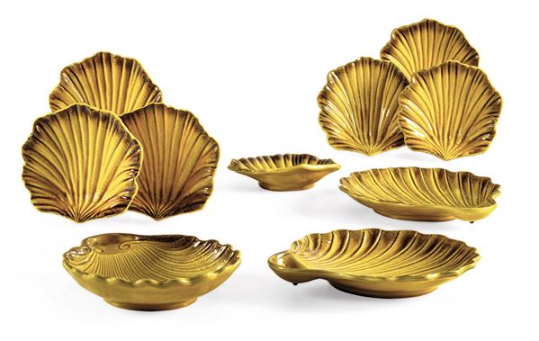 Sedici antipastiere a forma di conchiglia Nove, XX secolo 