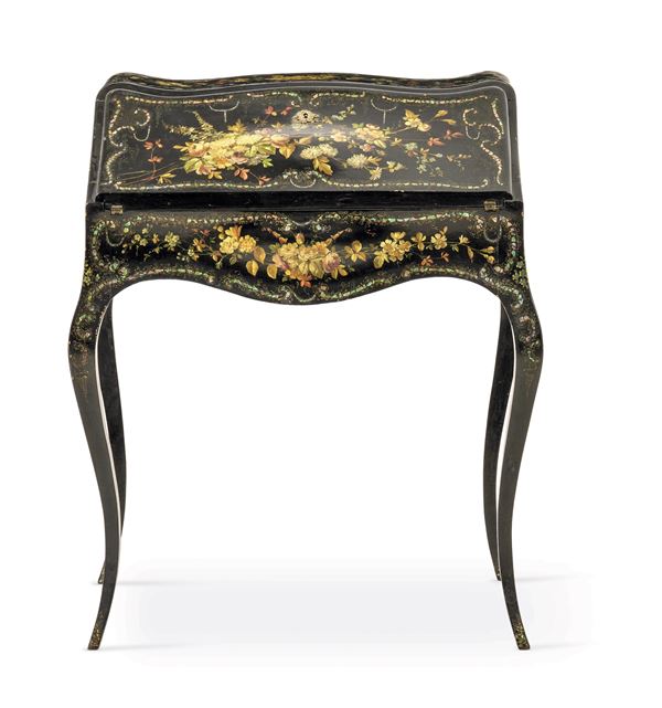 Scrittoio a ribalta. XIX secolo