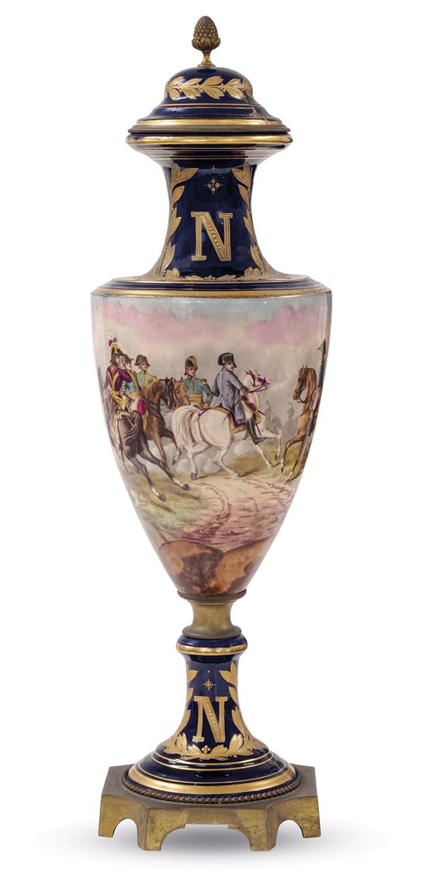 Vaso con scene Napoleoniche Francia, 1900 circa 