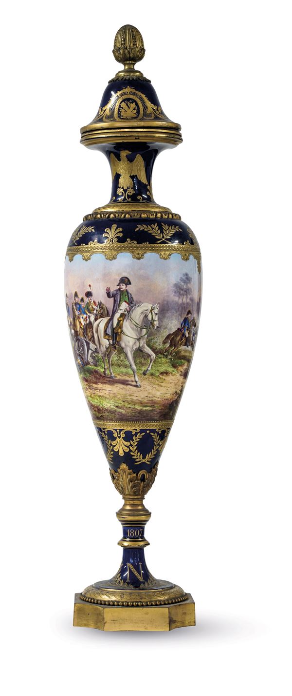 Grande vaso con scene Napoleoniche Francia, verso la fine del XIX secolo 