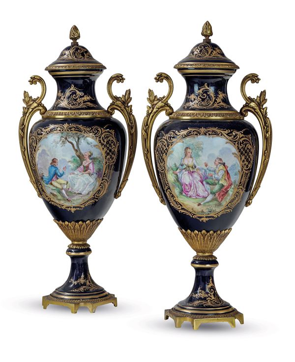 Coppia di vasi Francia, XX secolo 