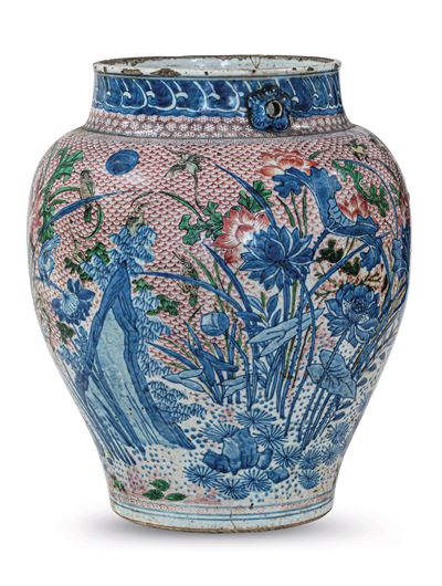 Vaso in Porcellana Policroma con Motivi Floreali, Cina, Dinastia Qing, Epoca Shunzhi, XVII Secolo