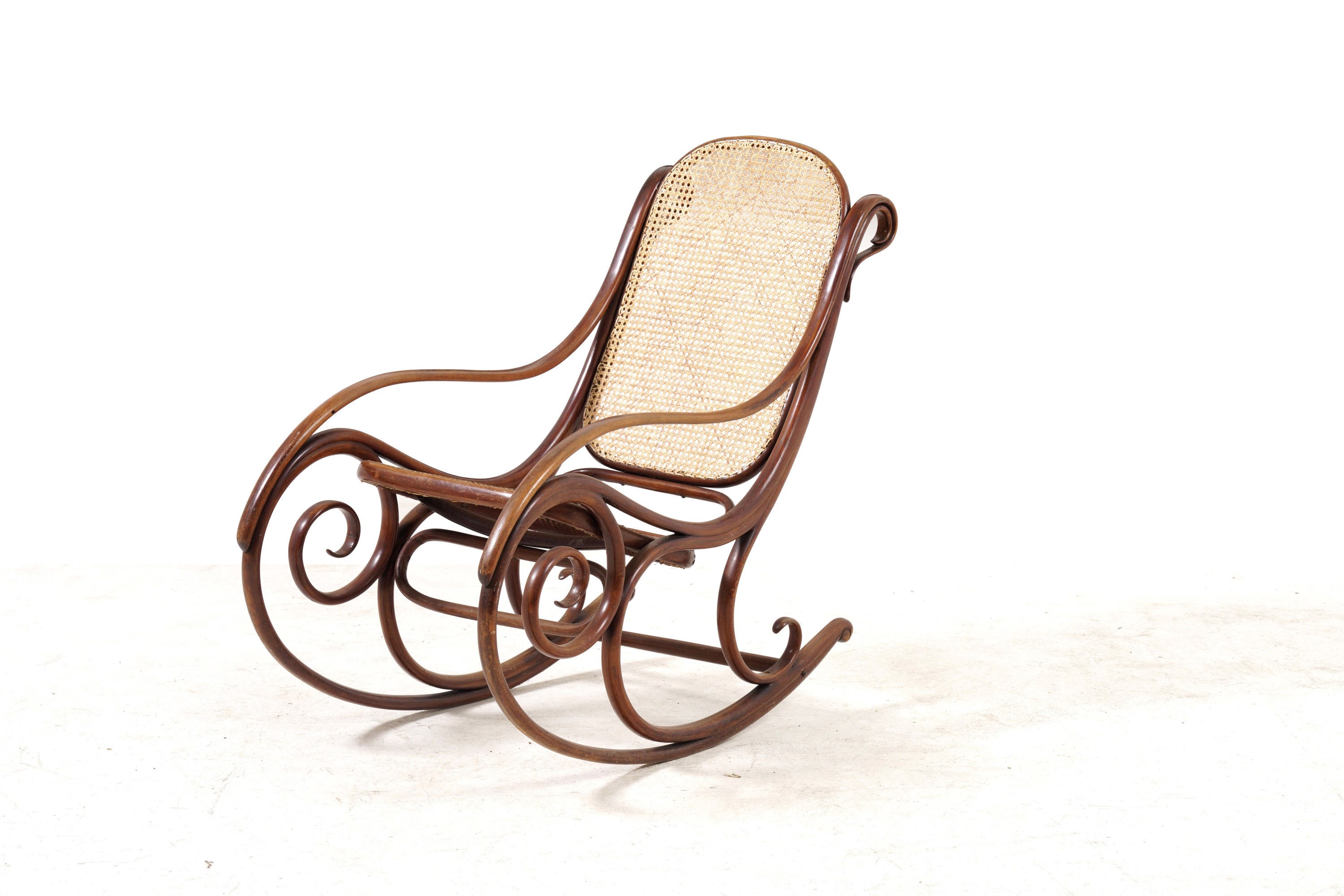 F.lli Thonet. Due Sedie a Dondolo