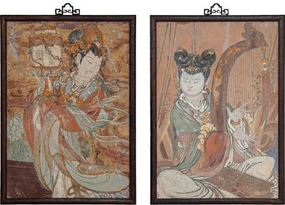 Due Affreschi Policromi Raffiguranti Guanyin e Musicante, Cina, Dinastia Ming, XV Secolo
