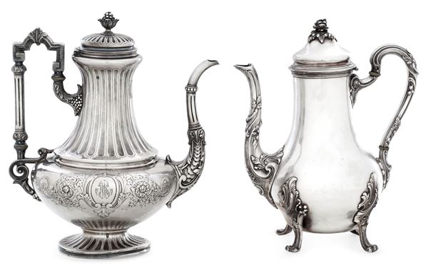 Due caffettiere in argento. Francia XIX-XX secolo