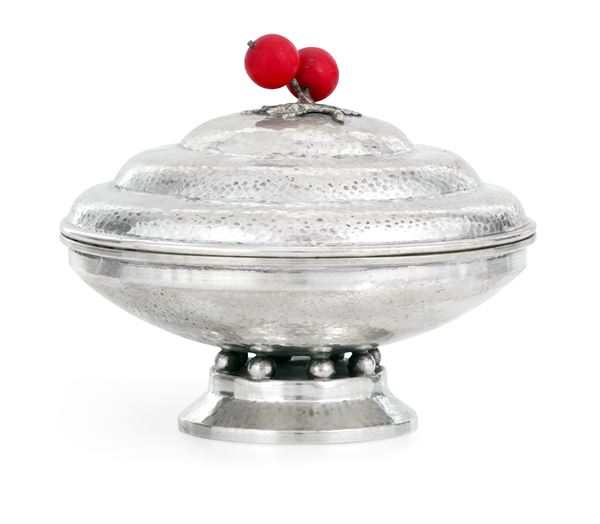 Scatola. Argenteria italiana del XX secolo