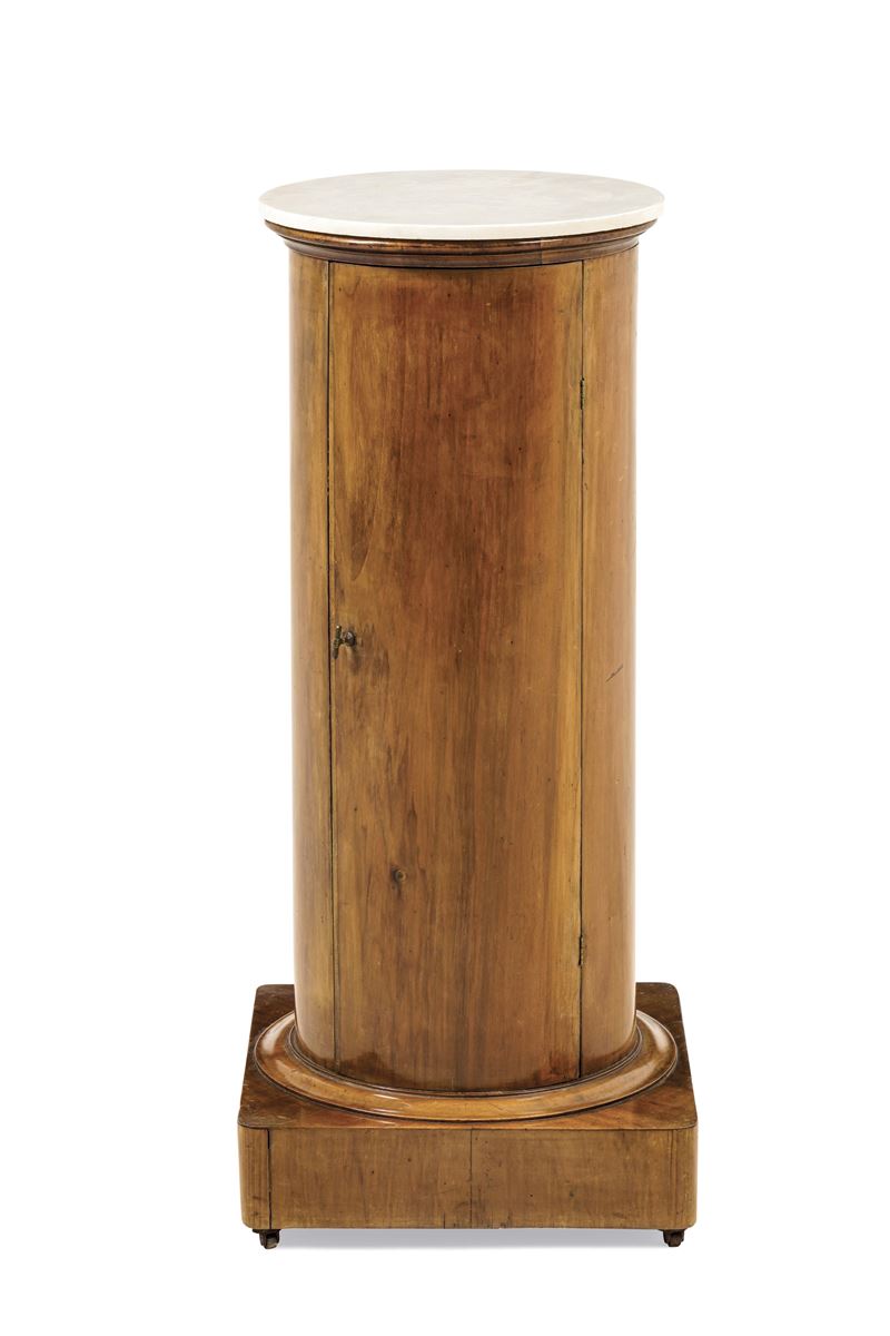 Comodino a colonna. XIX secolo  - Asta Sei Secoli di Arti e Arredi - III - Cambi Casa d'Aste