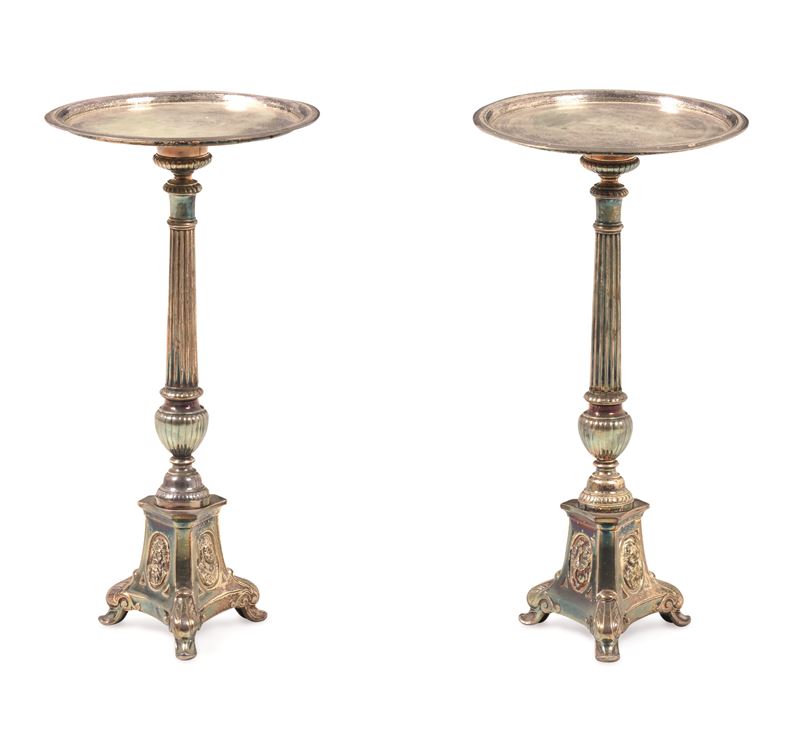 Coppia di candelieri in metallo argentato. XX secolo  - Auction Six Centuries of Arts and Furnitures - III - Cambi Casa d'Aste