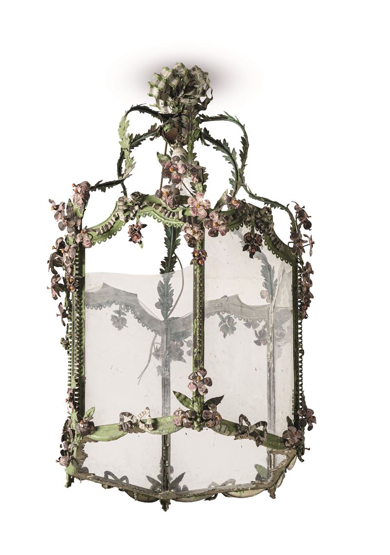 Lanterna in lamierino dipinto. XIX-XX secolo  - Asta Sei Secoli di Arti e Arredi - III - Cambi Casa d'Aste