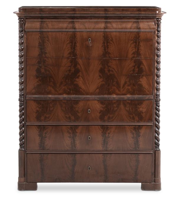 Secretaire in mogano, Nord Europa XIX secolo