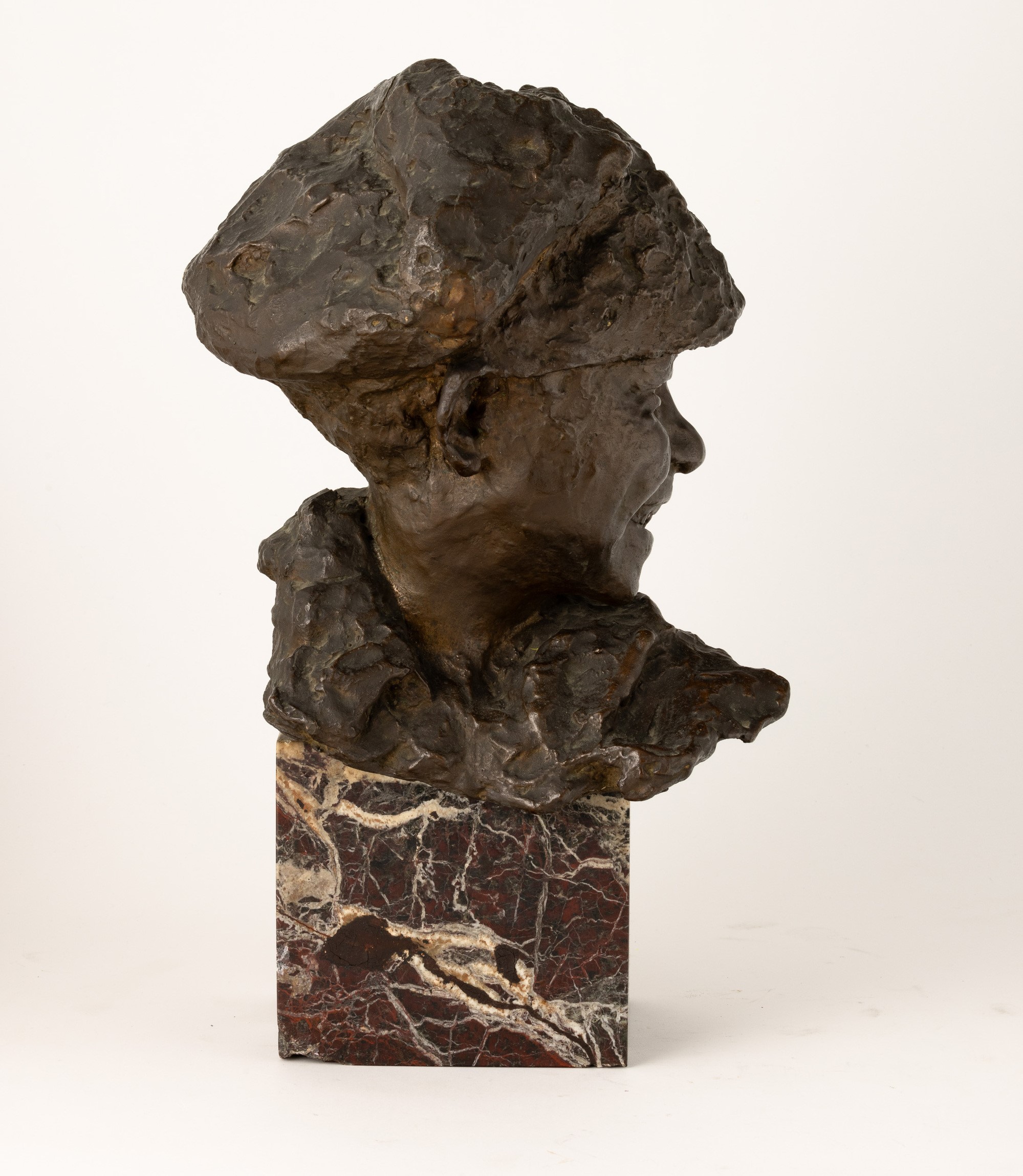 Medardo Rosso - Biricchino, scultura in bronzo su base in marmo