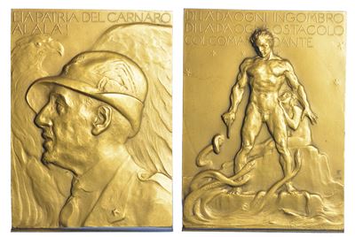 Regno D’italia. Gabriele D’annunzio, 1863-1938. Placchetta in Bronzo Dorato 1921.