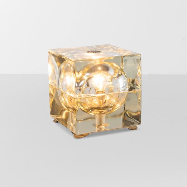 Lampada da tavolo mod. Cubosfera