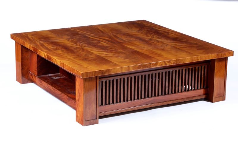 Coppia di tavoli da salotto. XX secolo  - Auction Antiques - Cambi Casa d'Aste