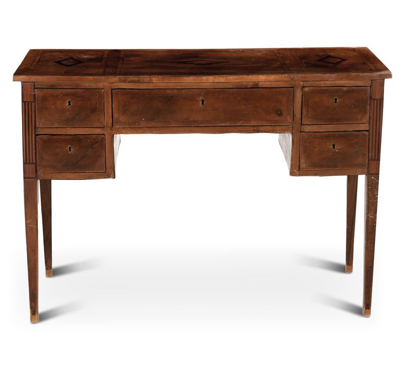 Scrivania lastronata ed intarsiata. XIX-XX secolo  - Auction Antiques - Cambi Casa d'Aste