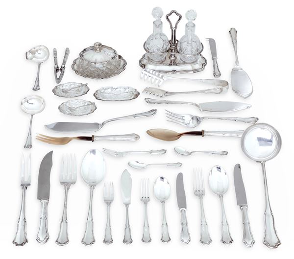 Servizio di posate. Argenteria italiana del XX secolo, argentiere Clementi, Bologna