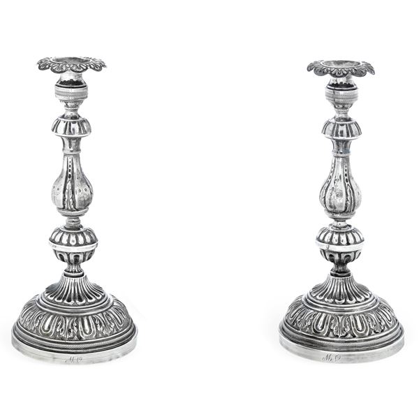 Coppia di candelieri. Probabilmente penisola iberica XIX secolo